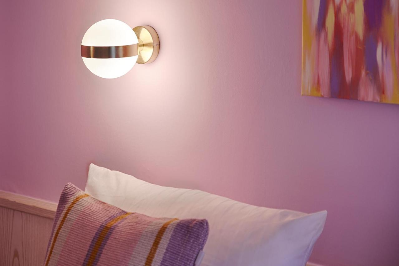 Hotel Kunterbunt In Wuerzburger Innenstadt ภายนอก รูปภาพ