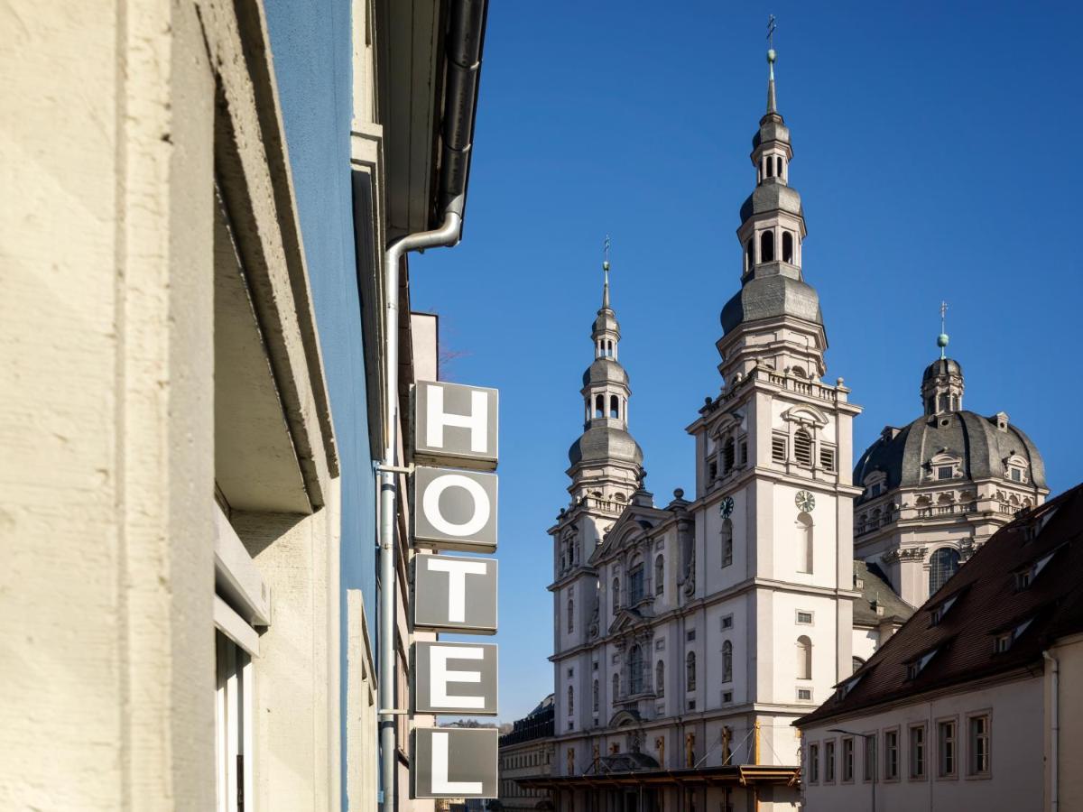 Hotel Kunterbunt In Wuerzburger Innenstadt ภายนอก รูปภาพ